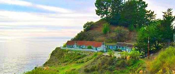 Big Sur Lodging with an ocean view!